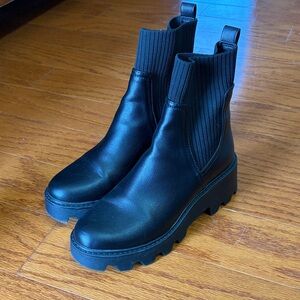 DV by Dolce Vita Black Ribbed Ankle Booties